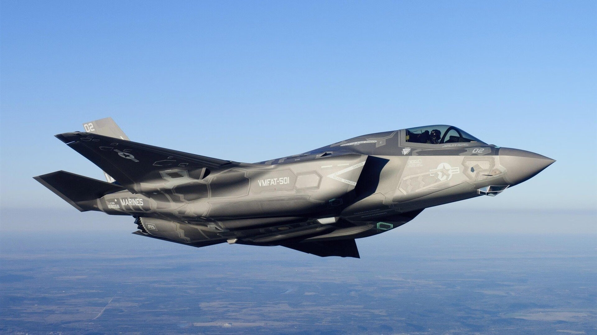 传统民族舞龙舞狮,激情庆典中的运动元素