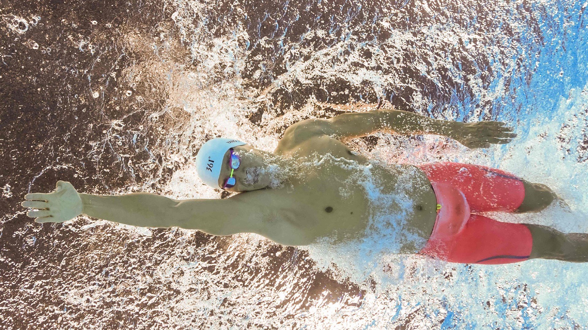 美国队展现接力赛绝对统治力，美国队接力赛重赛